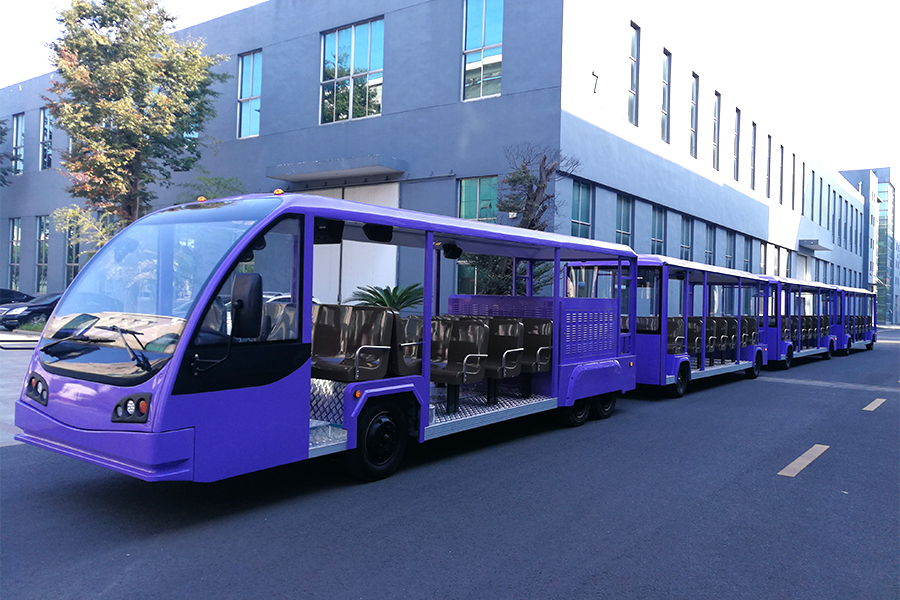 Modello aperto elettrico di II tipo con carro turistico a sezione rimorchio