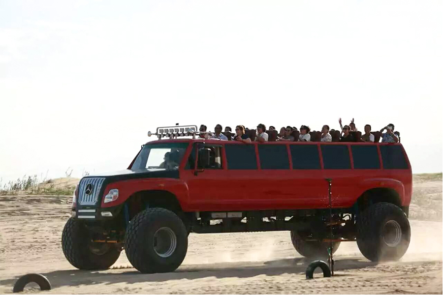 Camion Safari nel deserto di tipo II versione 4WD